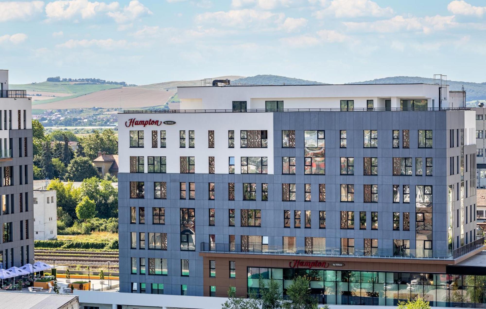 Hampton By Hilton Târgu-Mureş Extérieur photo