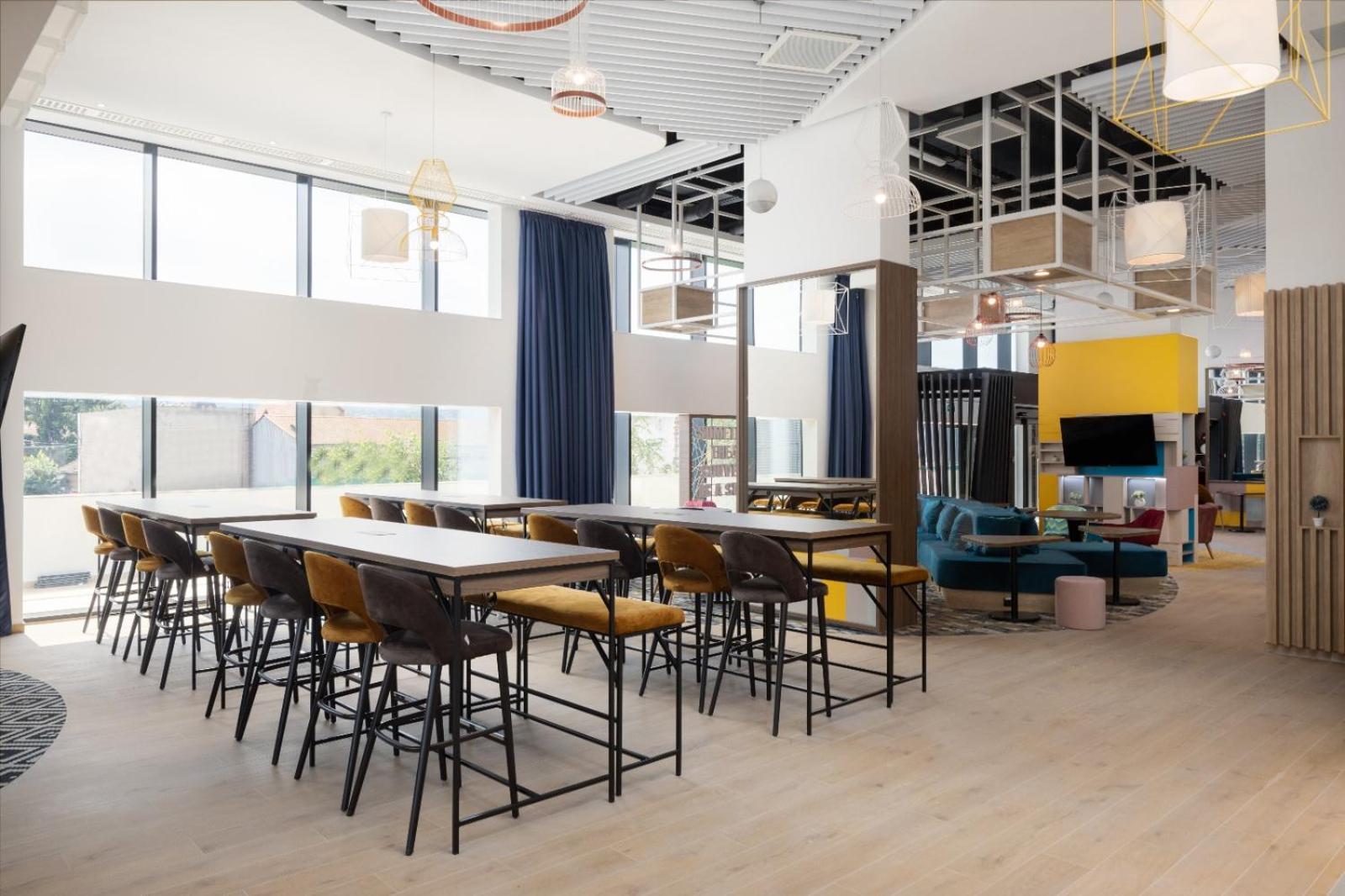 Hampton By Hilton Târgu-Mureş Extérieur photo