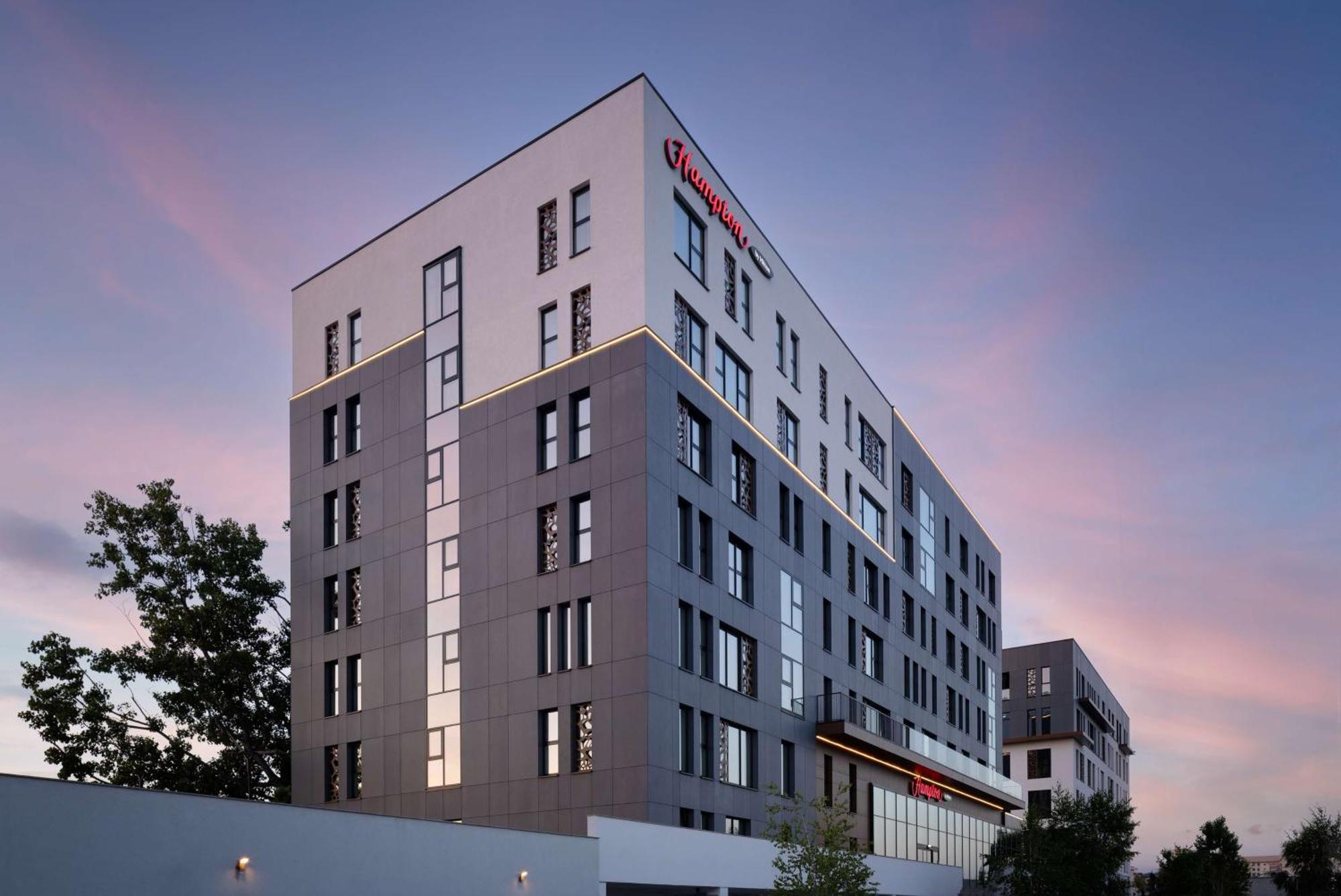 Hampton By Hilton Târgu-Mureş Extérieur photo
